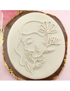 Perfil mujer con flores 2