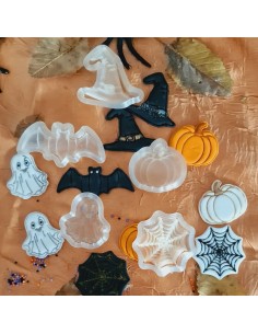 juego 5 mini cortadores hallowen